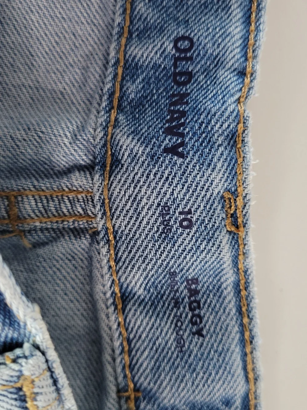 Old Navy Light Blue Kids Jeans - Classic Back Pocket Style